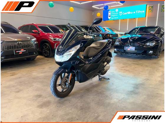 HONDA PCX DLX HONDA PCX DLX